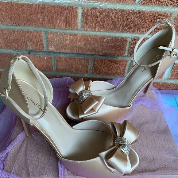 NIB ⭐️Platform Satin Embellished Heel Sandals - Picture 2 of 5